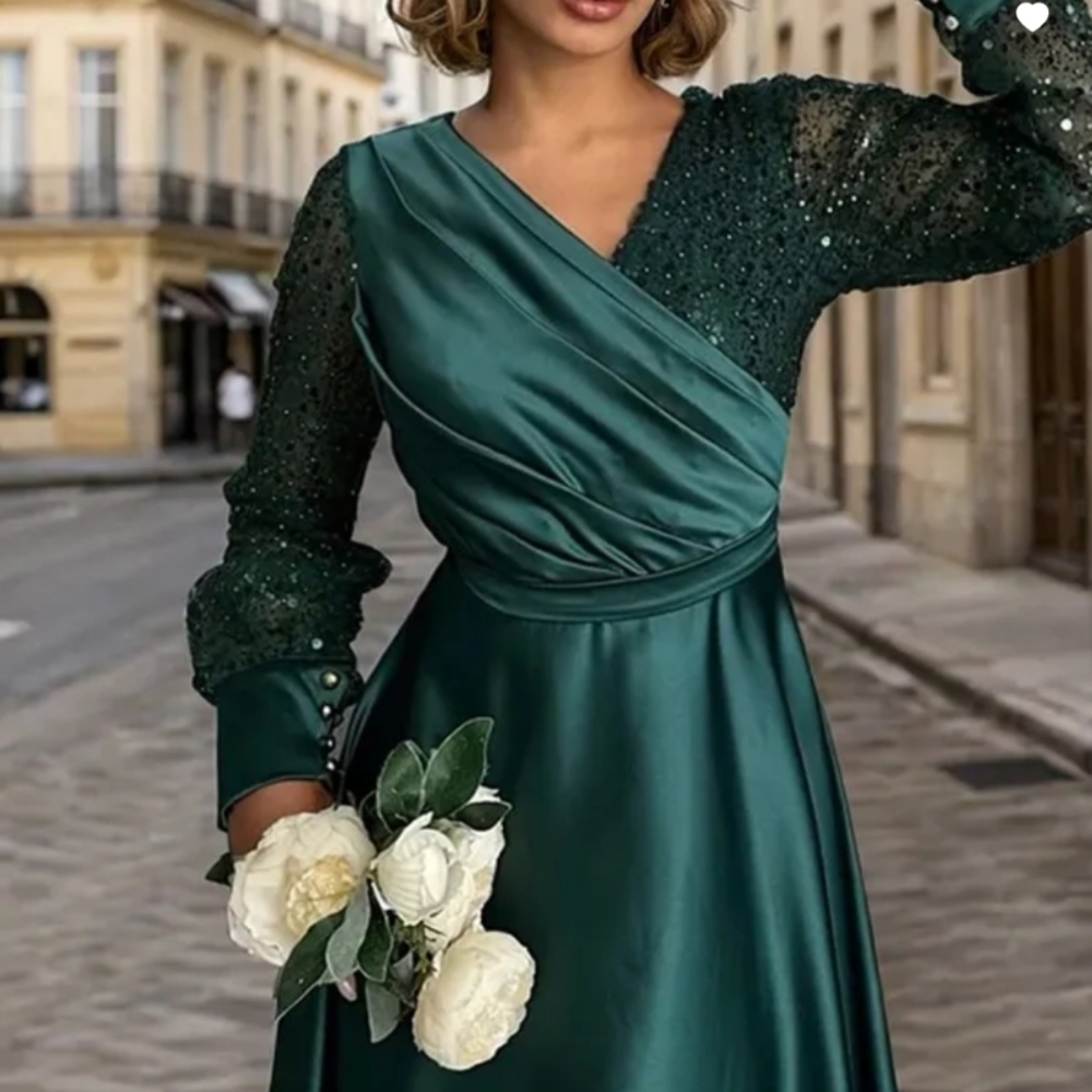 Elegant Green Evening Dress